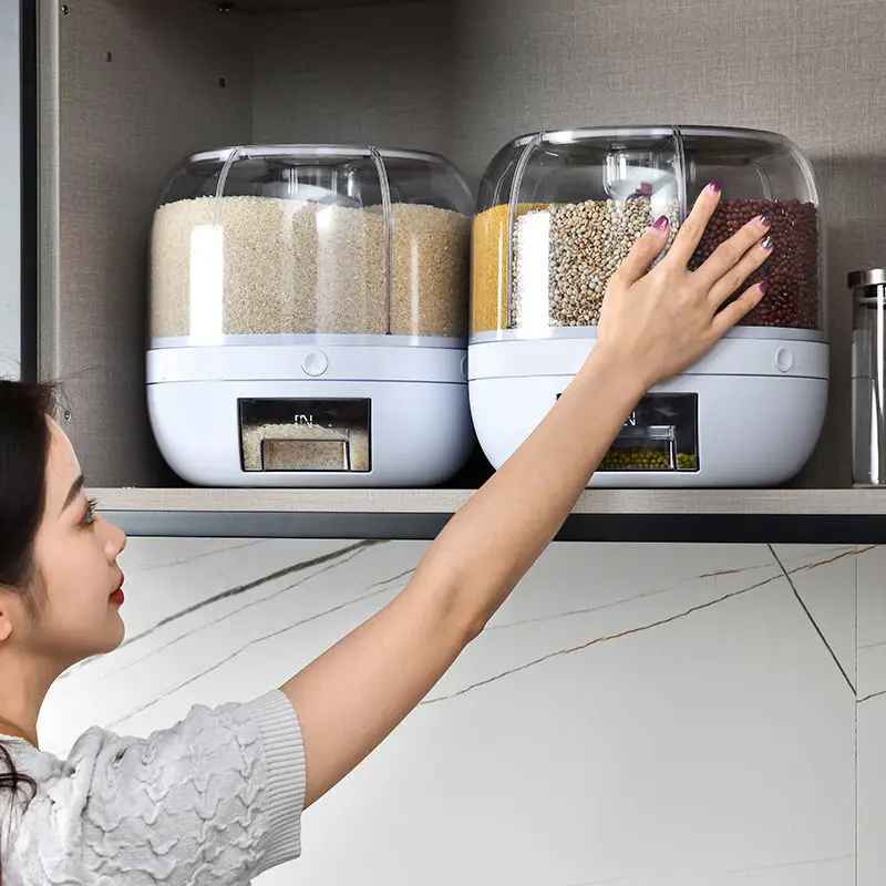360 Degree Rotating Dry Food Dispenser